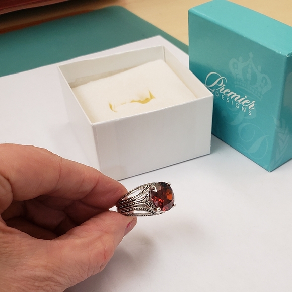 Premier Designs, NWT Large garnet stone filigree silver ring SZ 7 - Picture 6 of 12